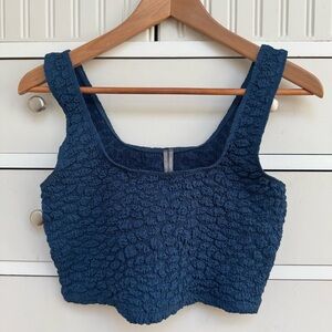 ANTHROPOLOGIE The Hannah Navy Blue Bubble Textured Women's Crop Tank NWOT sz S